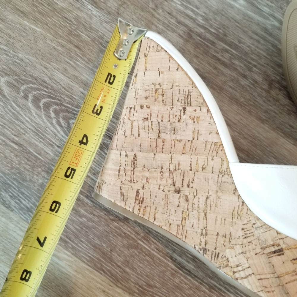 Bamboo Women's Wedge Cork Platform Heel NWT Slip-on White Beachy Casual Chic - Picture 6 of 9